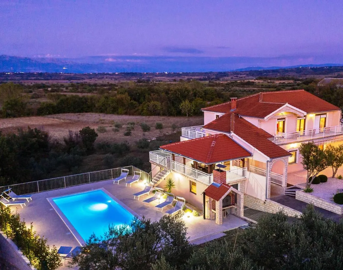 Vila Luna Apartments Zadar
