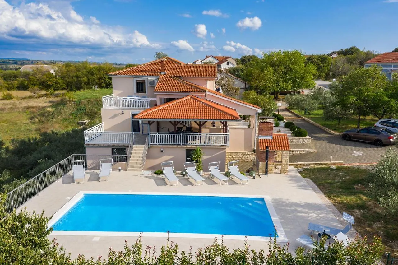 Vila Luna Apartments Zadar